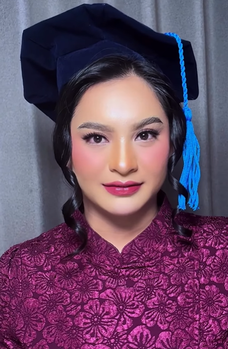 Graduation | Prewedding | Wedding Guest | Family Bride | Photoshoot | Pendamping Wisuda